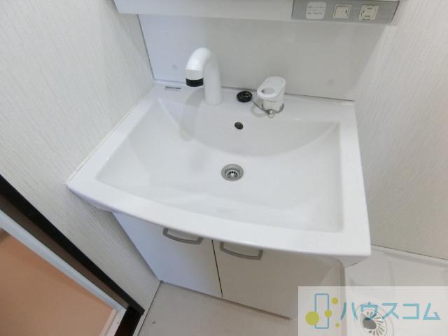 14/25 洗面
