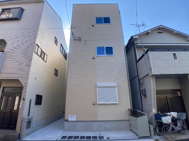 2/30 外観