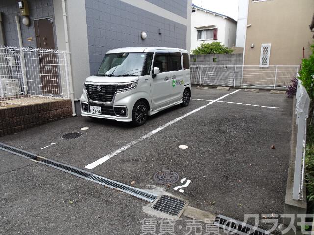 14/21 駐車場