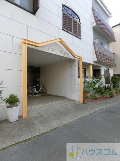 22/29 エントランス