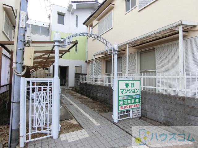 27/30 エントランス
