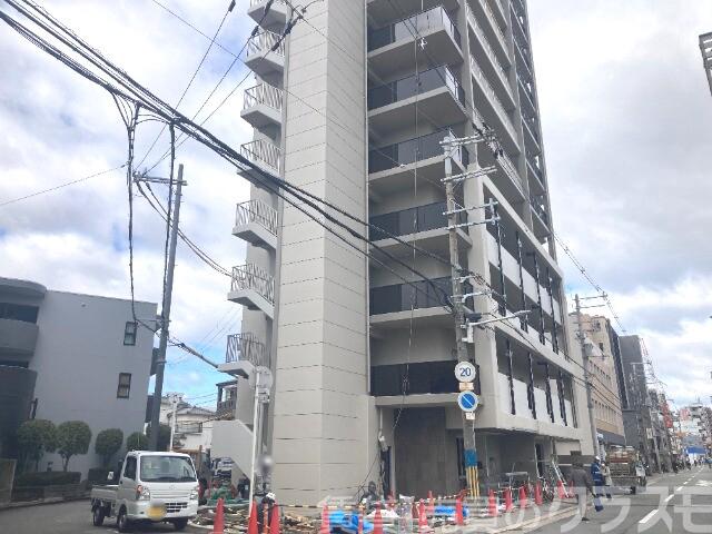21/30 エントランス
