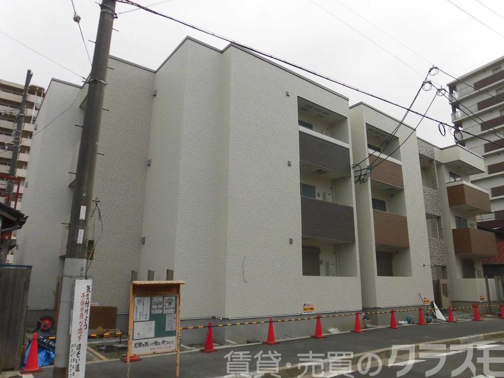 14/19 エントランス