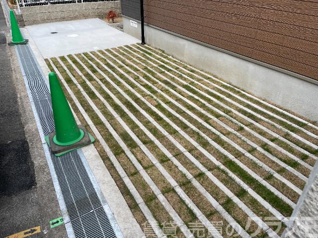 2/10 駐車場