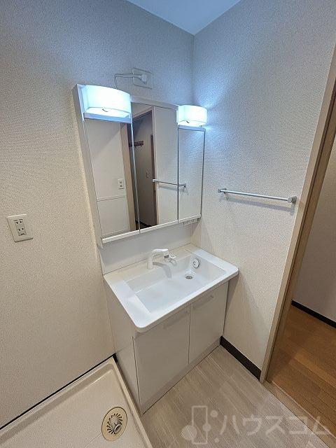 15/30 洗面
