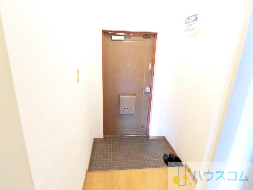 13/30 玄関