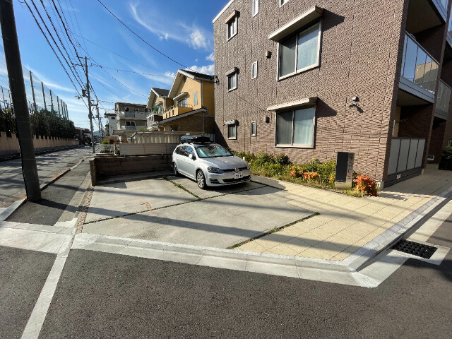 24/26 駐車場