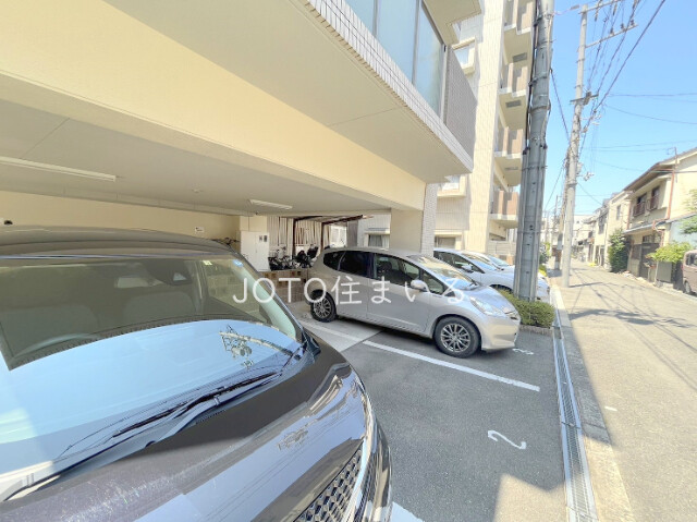 30/30 駐車場