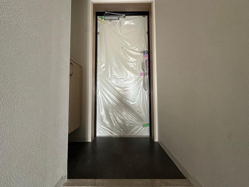 13/30 玄関