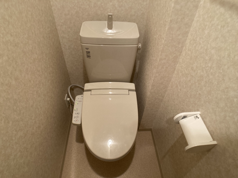 16/30 トイレ
