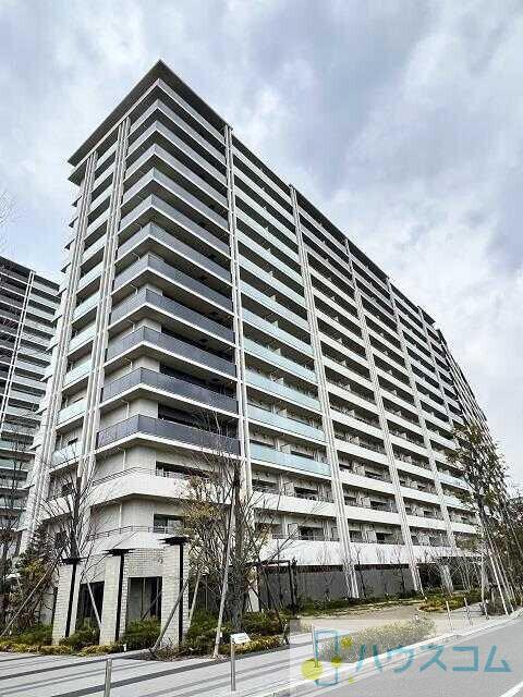 27/30 駐車場