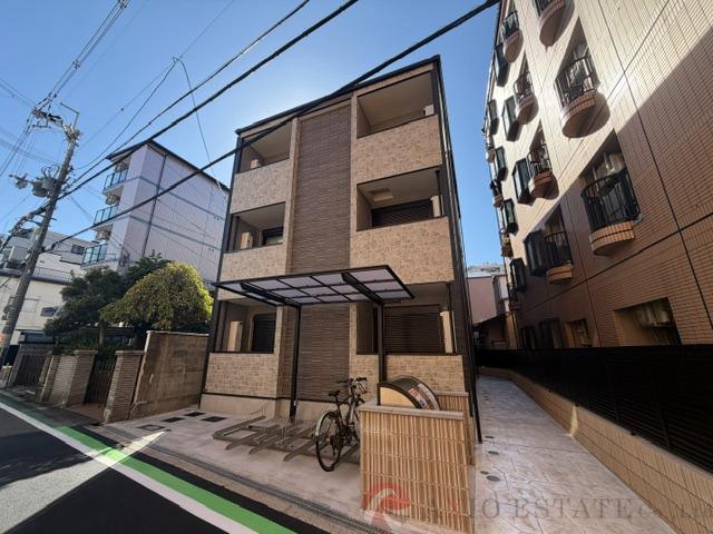 2/30 外観