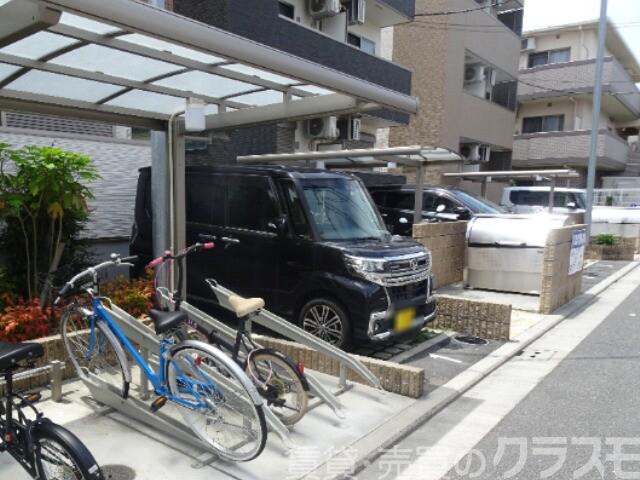 20/30 駐車場